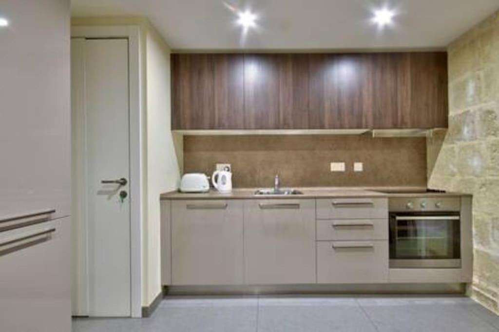 Vallettastay - Orangerie Two Bedroom Apartment 201 Exteriör bild